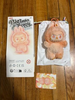 Pop Mart Labubu Big into Energy Happiness